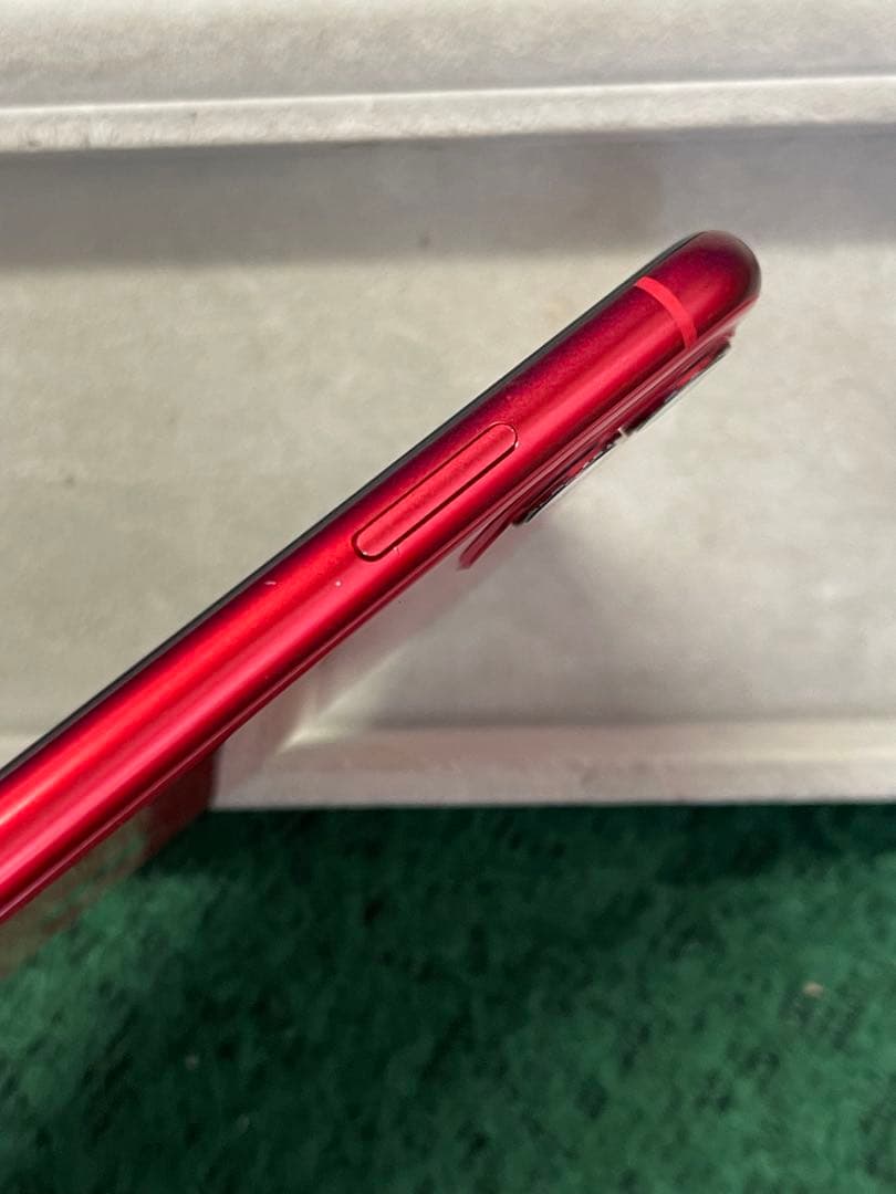【SIMフリー】iPhone 11 128GB PRODUCT RED 71％